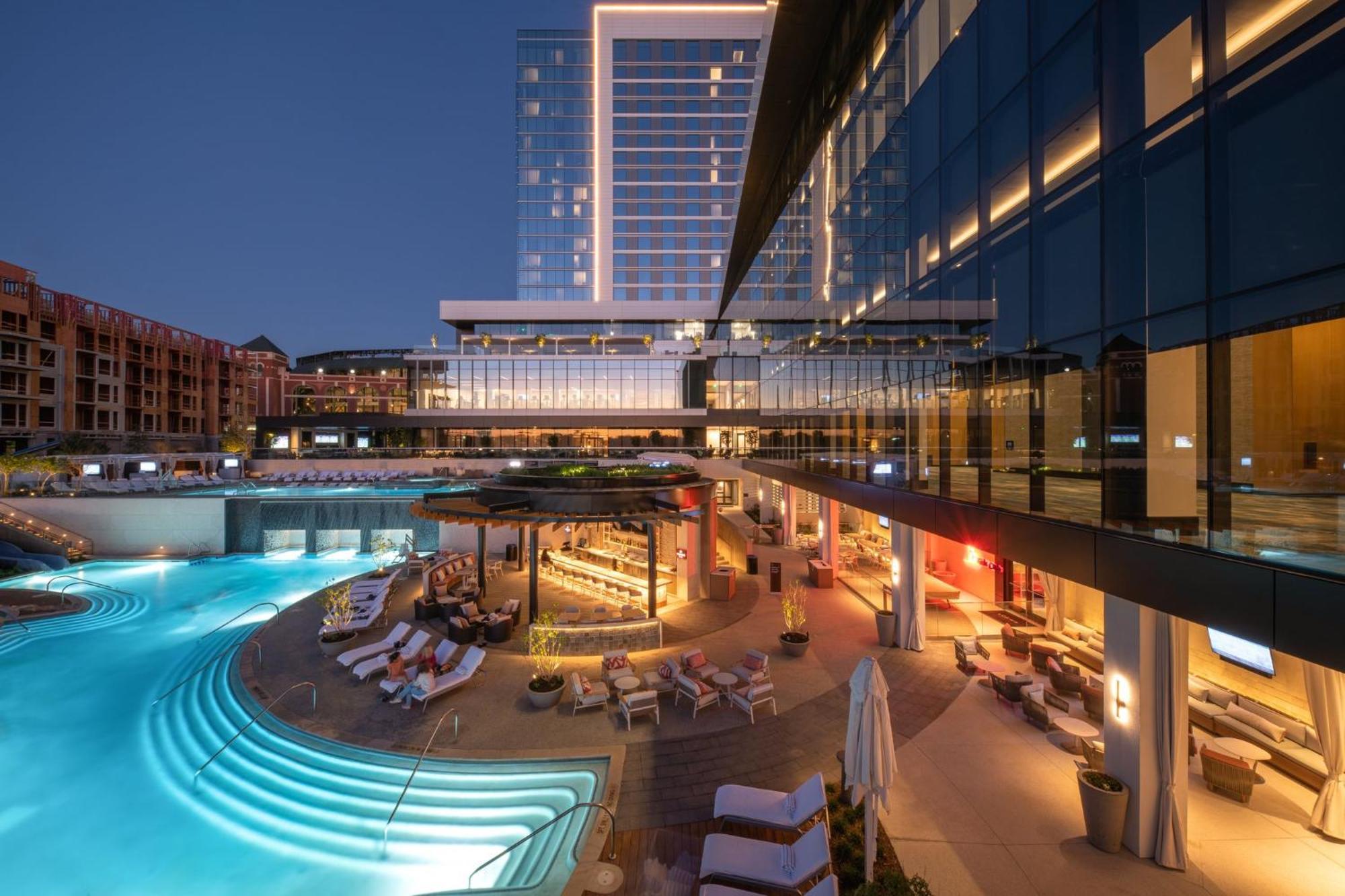 Loews Arlington Hotel エクステリア 写真